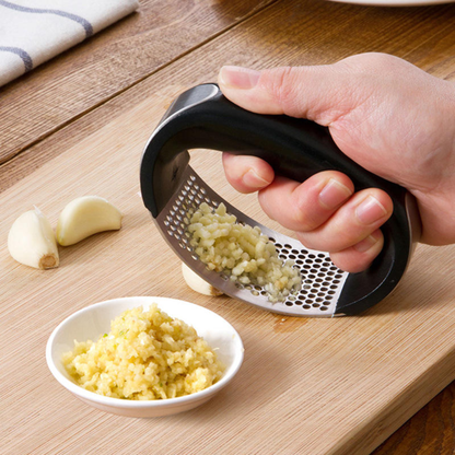 Garlic Press Crusher Squeezer Manual Tool Stainless Steel Masher Kitchen Tool