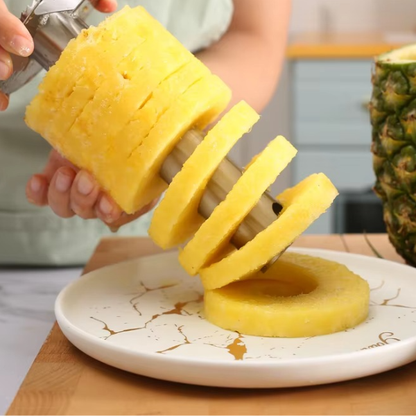 Compact lightweight pineapple corer and slicer Ergonomic plastic handle for secure grip